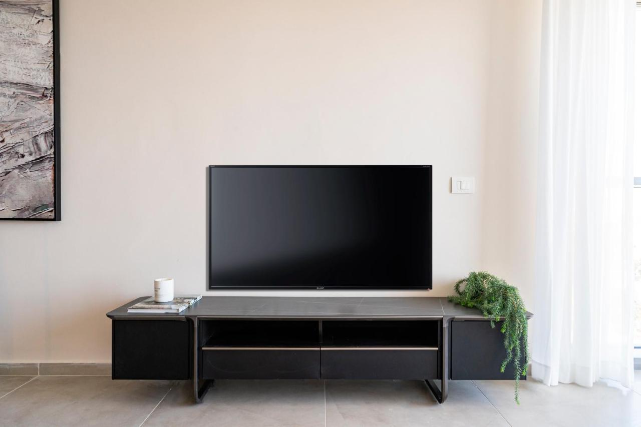 Savyon View Tower - Isrentals Appartement *