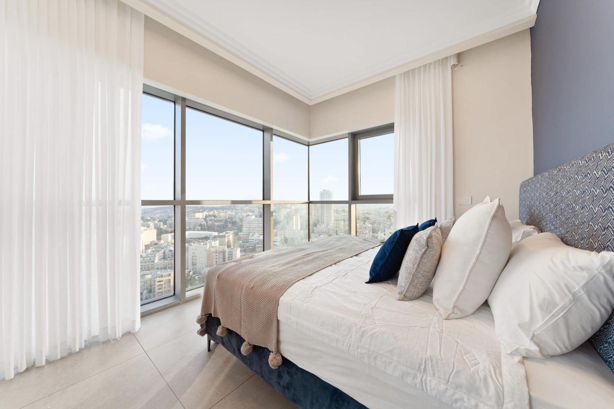 Savyon View Tower - Isrentals Appartement